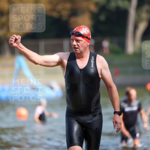 08.09.2024 - Stadtparktriathlon Michael Strokosch http://msf.ph/oto/7033934 08.09.2024 11:36:18 Schwimmen 746 meine-sportfotos.de
