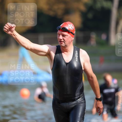 08.09.2024 - Stadtparktriathlon Michael Strokosch http://msf.ph/oto/7033939 08.09.2024 11:36:19 Schwimmen 746 meine-sportfotos.de