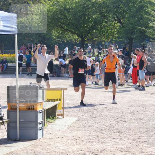 08.09.2024 - Stadtparktriathlon Luisa Fischer http://msf.ph/oto/7033983 08.09.2024 10:44:08 Ziel 193 meine-sportfotos.de