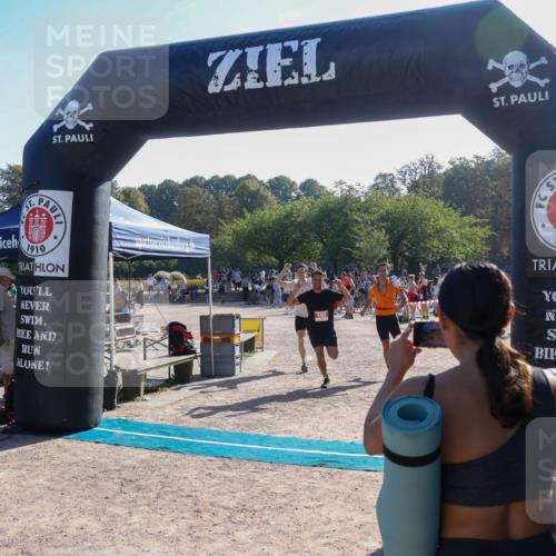 08.09.2024 - Stadtparktriathlon Luisa Fischer http://msf.ph/oto/7033993 08.09.2024 10:44:10 Ziel 193 meine-sportfotos.de