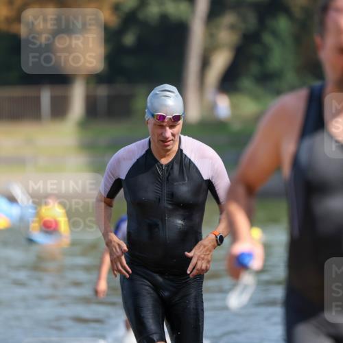 08.09.2024 - Stadtparktriathlon Michael Strokosch http://msf.ph/oto/7033994 08.09.2024 11:36:40 Schwimmen 711, 736, 744 meine-sportfotos.de