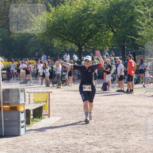 08.09.2024 - Stadtparktriathlon Luisa Fischer http://msf.ph/oto/7034014 08.09.2024 10:46:27 Ziel 95 meine-sportfotos.de