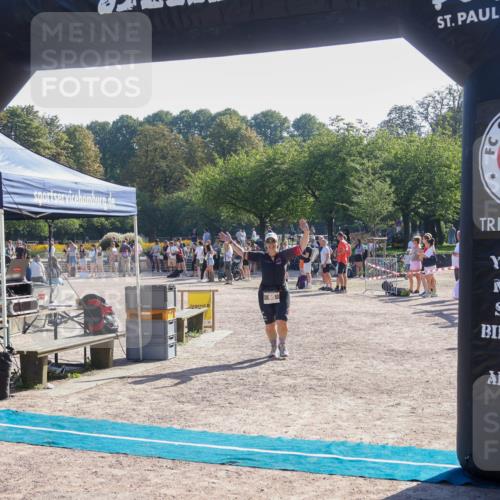 08.09.2024 - Stadtparktriathlon Luisa Fischer http://msf.ph/oto/7034022 08.09.2024 10:46:28 Ziel 95 meine-sportfotos.de