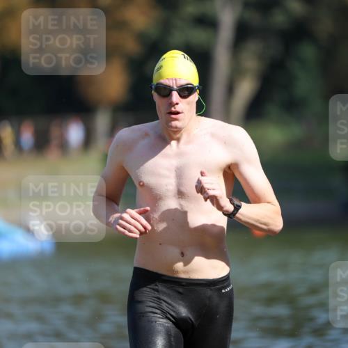 08.09.2024 - Stadtparktriathlon Michael Strokosch http://msf.ph/oto/7034030 08.09.2024 11:37:26 Schwimmen 689 meine-sportfotos.de