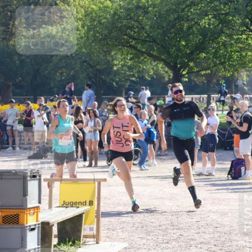 08.09.2024 - Stadtparktriathlon Luisa Fischer http://msf.ph/oto/7034049 08.09.2024 10:46:41 Ziel 258 meine-sportfotos.de