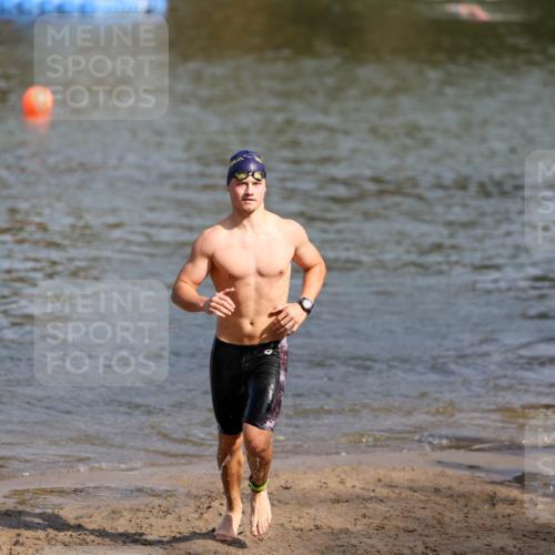 08.09.2024 - Stadtparktriathlon Michael Strokosch http://msf.ph/oto/7034060 08.09.2024 11:49:38 Schwimmen 807 meine-sportfotos.de