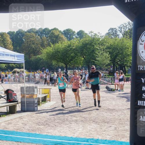 08.09.2024 - Stadtparktriathlon Luisa Fischer http://msf.ph/oto/7034061 08.09.2024 10:46:42 Ziel 258 meine-sportfotos.de