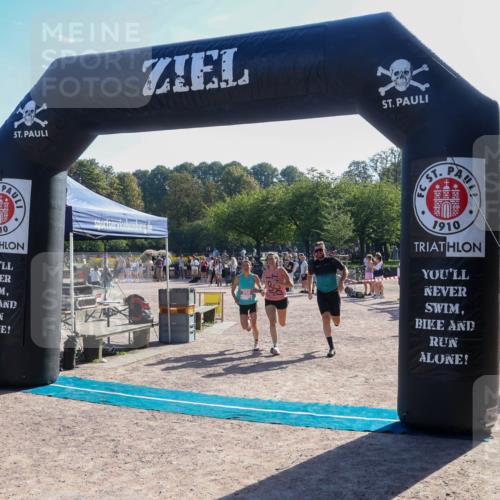 08.09.2024 - Stadtparktriathlon Luisa Fischer http://msf.ph/oto/7034064 08.09.2024 10:46:43 Ziel 258 meine-sportfotos.de
