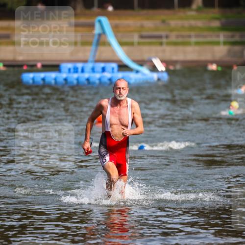 08.09.2024 - Stadtparktriathlon Michael Strokosch http://msf.ph/oto/7034078 08.09.2024 11:50:52 Schwimmen 800 meine-sportfotos.de