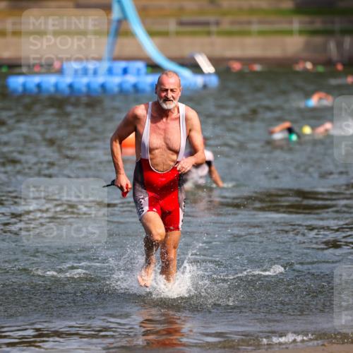 08.09.2024 - Stadtparktriathlon Michael Strokosch http://msf.ph/oto/7034086 08.09.2024 11:50:54 Schwimmen 800, 832 meine-sportfotos.de