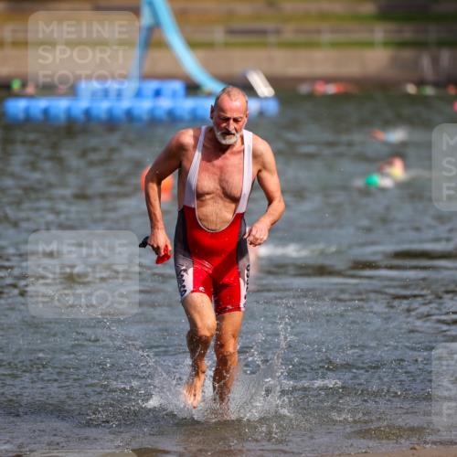 08.09.2024 - Stadtparktriathlon Michael Strokosch http://msf.ph/oto/7034092 08.09.2024 11:50:55 Schwimmen 800, 832 meine-sportfotos.de