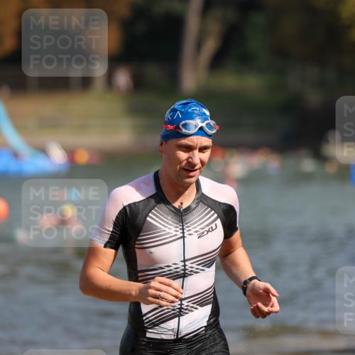 08.09.2024 - Stadtparktriathlon Michael Strokosch http://msf.ph/oto/7034134 08.09.2024 11:51:08 Schwimmen 832 meine-sportfotos.de
