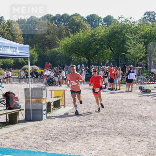 08.09.2024 - Stadtparktriathlon Luisa Fischer http://msf.ph/oto/7034140 08.09.2024 10:49:41 Ziel 259 meine-sportfotos.de
