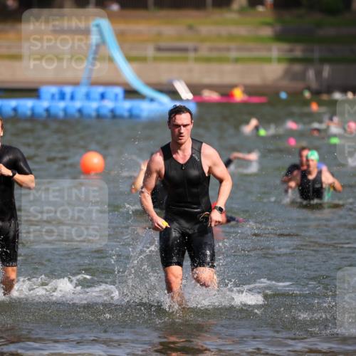 08.09.2024 - Stadtparktriathlon Michael Strokosch http://msf.ph/oto/7034143 08.09.2024 11:51:22 Schwimmen 773, 784, 791, 793 meine-sportfotos.de