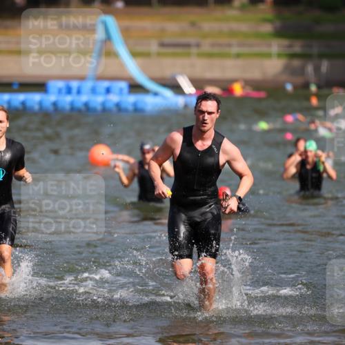 08.09.2024 - Stadtparktriathlon Michael Strokosch http://msf.ph/oto/7034146 08.09.2024 11:51:23 Schwimmen 773, 784, 791, 793 meine-sportfotos.de