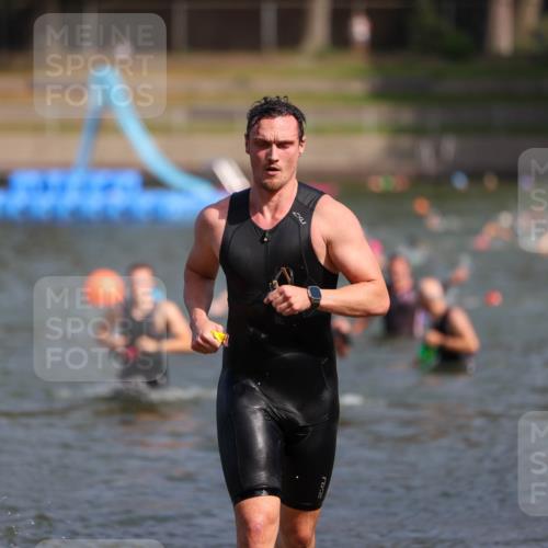 08.09.2024 - Stadtparktriathlon Michael Strokosch http://msf.ph/oto/7034157 08.09.2024 11:51:25 Schwimmen 773, 784, 791, 793 meine-sportfotos.de