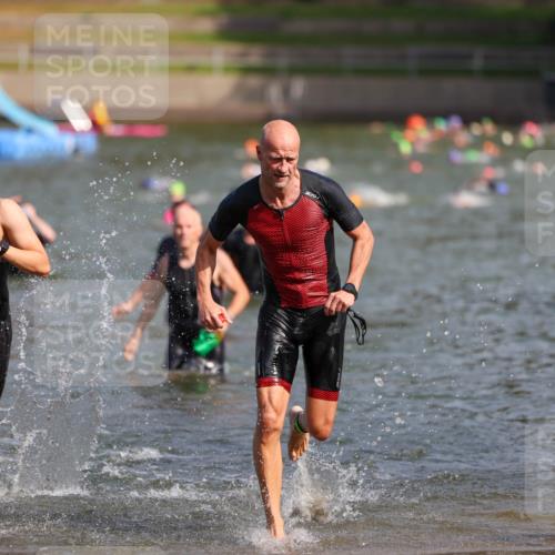 08.09.2024 - Stadtparktriathlon Michael Strokosch http://msf.ph/oto/7034183 08.09.2024 11:51:32 Schwimmen 773, 784, 838, 839 meine-sportfotos.de