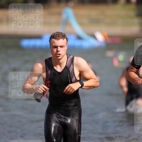 08.09.2024 - Stadtparktriathlon Michael Strokosch http://msf.ph/oto/7034200 08.09.2024 11:51:34 Schwimmen 773, 784, 838, 839 meine-sportfotos.de