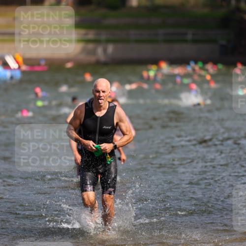 08.09.2024 - Stadtparktriathlon Michael Strokosch http://msf.ph/oto/7034210 08.09.2024 11:51:37 Schwimmen 826, 828, 834, 838, 839 meine-sportfotos.de
