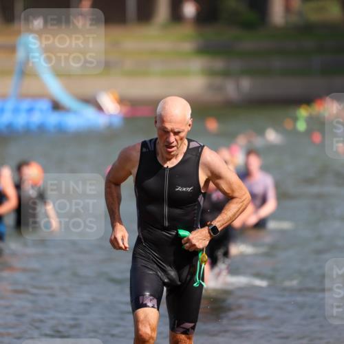 08.09.2024 - Stadtparktriathlon Michael Strokosch http://msf.ph/oto/7034220 08.09.2024 11:51:39 Schwimmen 826, 828, 834, 838, 839 meine-sportfotos.de