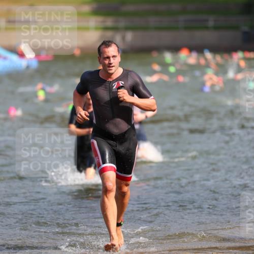 08.09.2024 - Stadtparktriathlon Michael Strokosch http://msf.ph/oto/7034233 08.09.2024 11:51:42 Schwimmen 826, 828, 834, 838, 839 meine-sportfotos.de