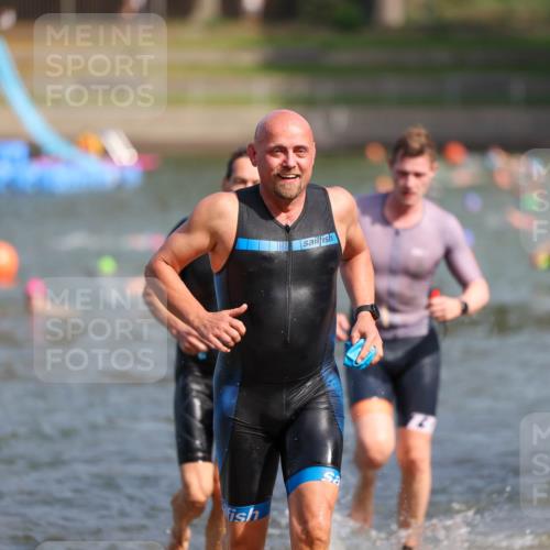 08.09.2024 - Stadtparktriathlon Michael Strokosch http://msf.ph/oto/7034239 08.09.2024 11:51:48 Schwimmen 818, 826, 828, 834 meine-sportfotos.de