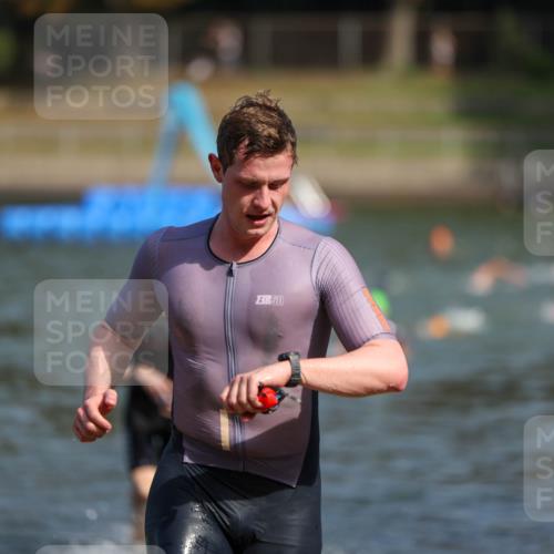 08.09.2024 - Stadtparktriathlon Michael Strokosch http://msf.ph/oto/7034251 08.09.2024 11:51:51 Schwimmen 818, 826, 828, 834 meine-sportfotos.de