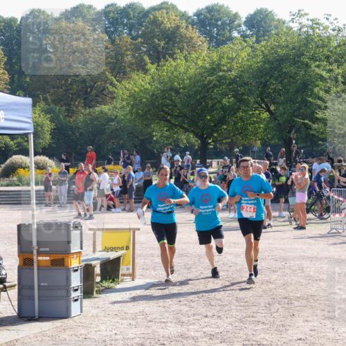 08.09.2024 - Stadtparktriathlon Luisa Fischer http://msf.ph/oto/7034254 08.09.2024 10:53:12 Ziel 244 meine-sportfotos.de