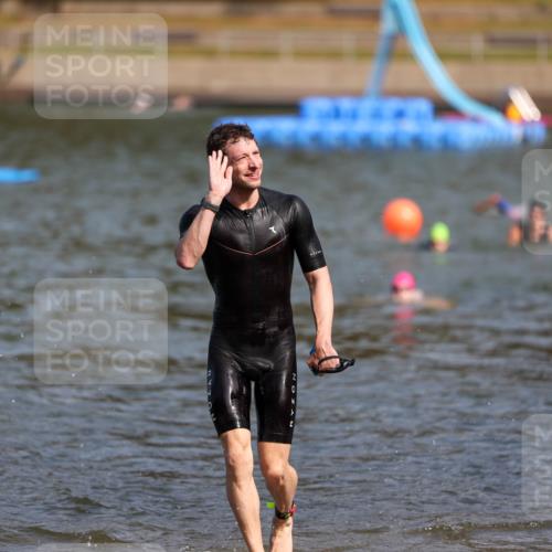 08.09.2024 - Stadtparktriathlon Michael Strokosch http://msf.ph/oto/7034268 08.09.2024 11:51:54 Schwimmen 818 meine-sportfotos.de