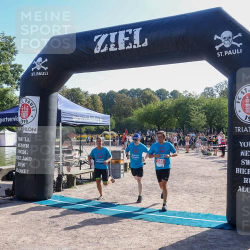 08.09.2024 - Stadtparktriathlon Luisa Fischer http://msf.ph/oto/7034269 08.09.2024 10:53:14 Ziel 244 meine-sportfotos.de