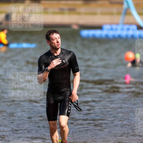 08.09.2024 - Stadtparktriathlon Michael Strokosch http://msf.ph/oto/7034276 08.09.2024 11:51:55 Schwimmen 787, 803, 818 meine-sportfotos.de