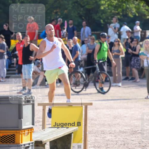 08.09.2024 - Stadtparktriathlon Luisa Fischer http://msf.ph/oto/7034279 08.09.2024 10:54:05 Ziel 198 meine-sportfotos.de