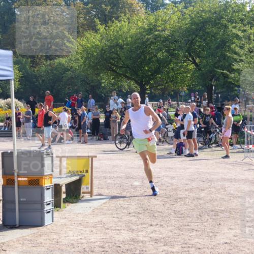 08.09.2024 - Stadtparktriathlon Luisa Fischer http://msf.ph/oto/7034286 08.09.2024 10:54:06 Ziel 198 meine-sportfotos.de