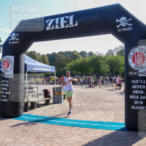 08.09.2024 - Stadtparktriathlon Luisa Fischer http://msf.ph/oto/7034300 08.09.2024 10:54:07 Ziel 198 meine-sportfotos.de