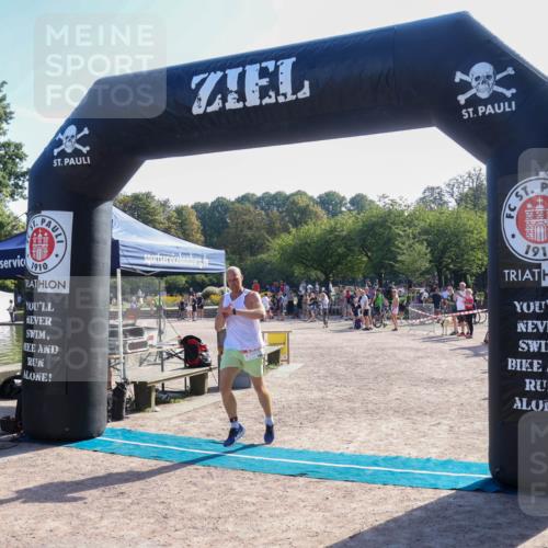 08.09.2024 - Stadtparktriathlon Luisa Fischer http://msf.ph/oto/7034302 08.09.2024 10:54:08 Ziel 198 meine-sportfotos.de
