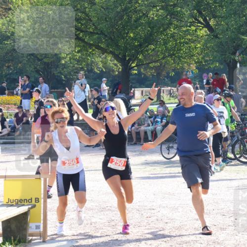08.09.2024 - Stadtparktriathlon Luisa Fischer http://msf.ph/oto/7034318 08.09.2024 10:54:43 Ziel 228, 250 meine-sportfotos.de