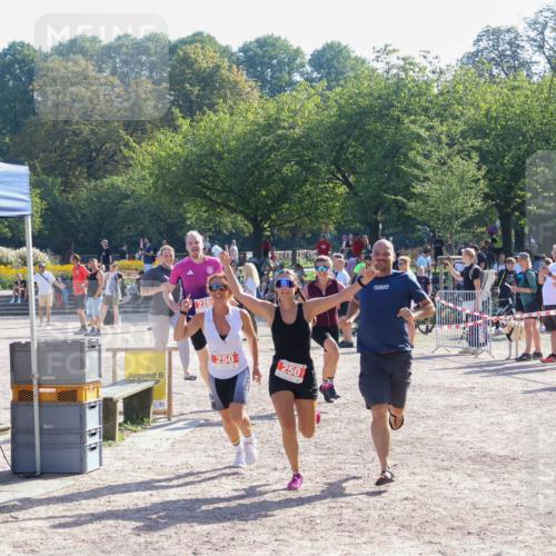 08.09.2024 - Stadtparktriathlon Luisa Fischer http://msf.ph/oto/7034330 08.09.2024 10:54:45 Ziel 228, 250 meine-sportfotos.de