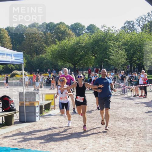 08.09.2024 - Stadtparktriathlon Luisa Fischer http://msf.ph/oto/7034332 08.09.2024 10:54:45 Ziel 228, 250 meine-sportfotos.de