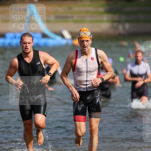 08.09.2024 - Stadtparktriathlon Michael Strokosch http://msf.ph/oto/7034337 08.09.2024 11:52:15 Schwimmen 762, 802, 817, 833, 836 meine-sportfotos.de