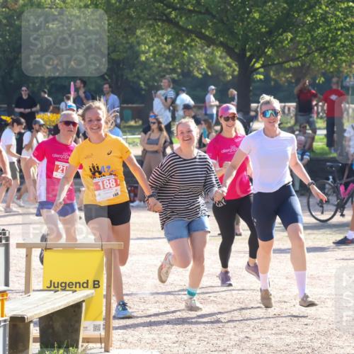 08.09.2024 - Stadtparktriathlon Luisa Fischer http://msf.ph/oto/7034357 08.09.2024 10:54:58 Ziel 188, 213 meine-sportfotos.de