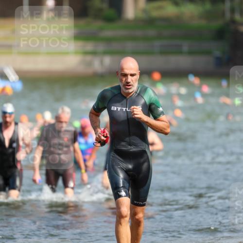 08.09.2024 - Stadtparktriathlon Michael Strokosch http://msf.ph/oto/7034366 08.09.2024 11:52:25 Schwimmen 762, 767, 768, 770, 815, 817, 820, 833 meine-sportfotos.de