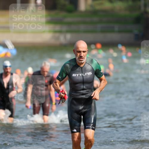 08.09.2024 - Stadtparktriathlon Michael Strokosch http://msf.ph/oto/7034368 08.09.2024 11:52:25 Schwimmen 762, 767, 768, 770, 815, 817, 820, 833 meine-sportfotos.de