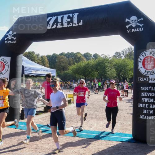08.09.2024 - Stadtparktriathlon Luisa Fischer http://msf.ph/oto/7034381 08.09.2024 10:55:02 Ziel 188, 213 meine-sportfotos.de