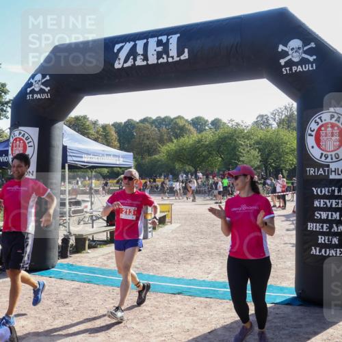 08.09.2024 - Stadtparktriathlon Luisa Fischer http://msf.ph/oto/7034387 08.09.2024 10:55:03 Ziel 188, 213 meine-sportfotos.de