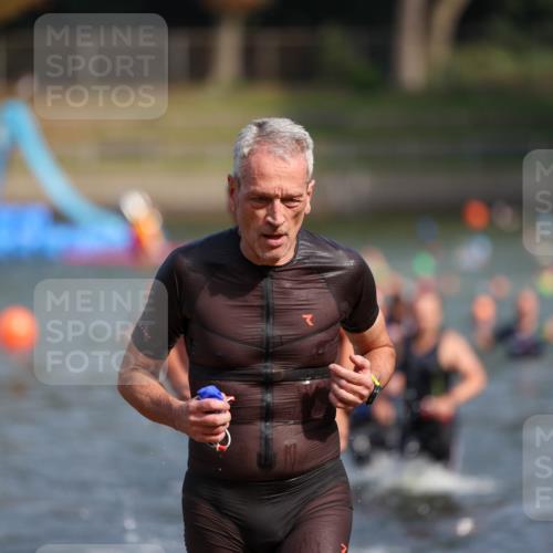 08.09.2024 - Stadtparktriathlon Michael Strokosch http://msf.ph/oto/7034398 08.09.2024 11:52:33 Schwimmen 749, 767, 768, 779, 815, 820, 831 meine-sportfotos.de