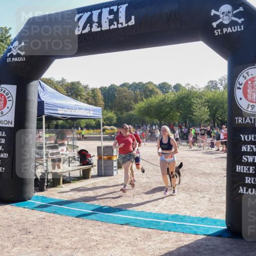 08.09.2024 - Stadtparktriathlon Luisa Fischer http://msf.ph/oto/7034413 08.09.2024 10:55:17 Ziel 215, 257 meine-sportfotos.de