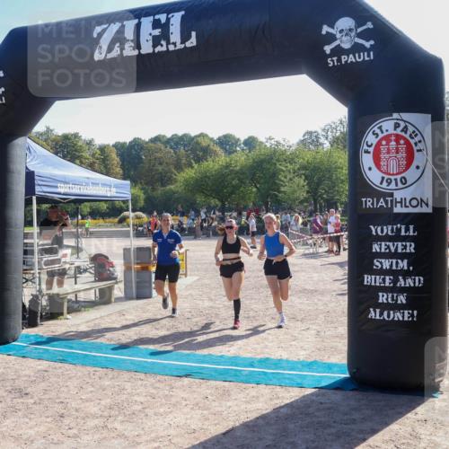 08.09.2024 - Stadtparktriathlon Luisa Fischer http://msf.ph/oto/7034434 08.09.2024 10:55:25 Ziel 184, 257 meine-sportfotos.de