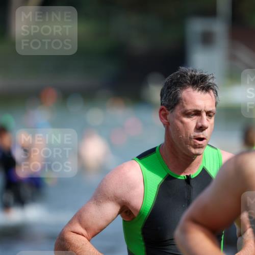 08.09.2024 - Stadtparktriathlon Michael Strokosch http://msf.ph/oto/7034444 08.09.2024 11:52:42 Schwimmen 749, 753, 771, 779, 806, 824, 831 meine-sportfotos.de