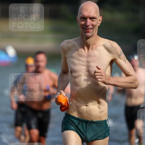 08.09.2024 - Stadtparktriathlon Michael Strokosch http://msf.ph/oto/7034470 08.09.2024 11:52:56 Schwimmen 751, 758, 765, 771, 795, 805, 840 meine-sportfotos.de