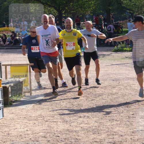 08.09.2024 - Stadtparktriathlon Luisa Fischer http://msf.ph/oto/7034471 08.09.2024 10:55:54 Ziel 194, 206 meine-sportfotos.de